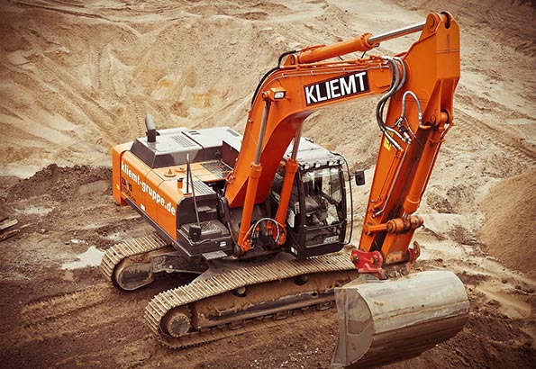 挖土机操作技巧：提高工作效率的必备技能